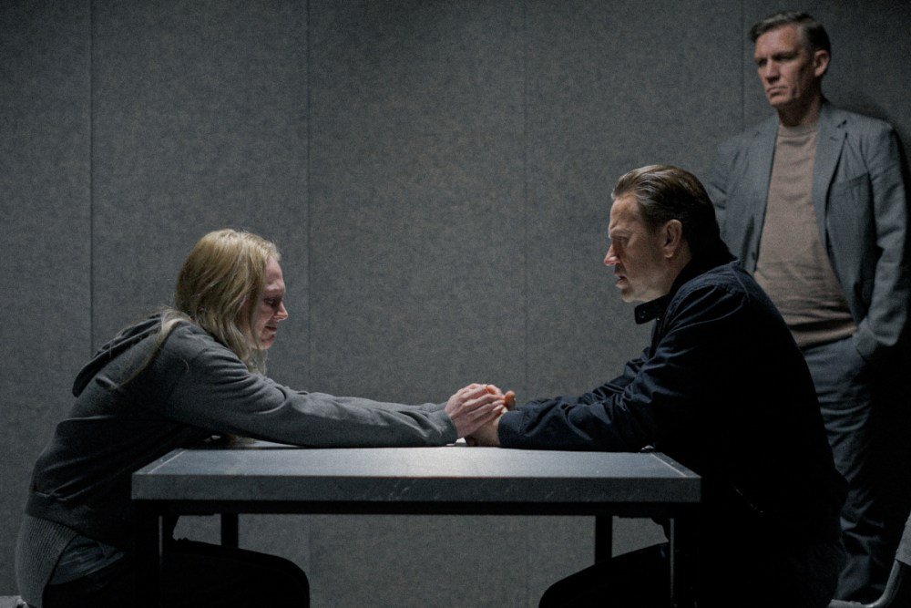 In Estonian-Ukrainian Series ‘My Dear Mother,’ Love Is a Crime